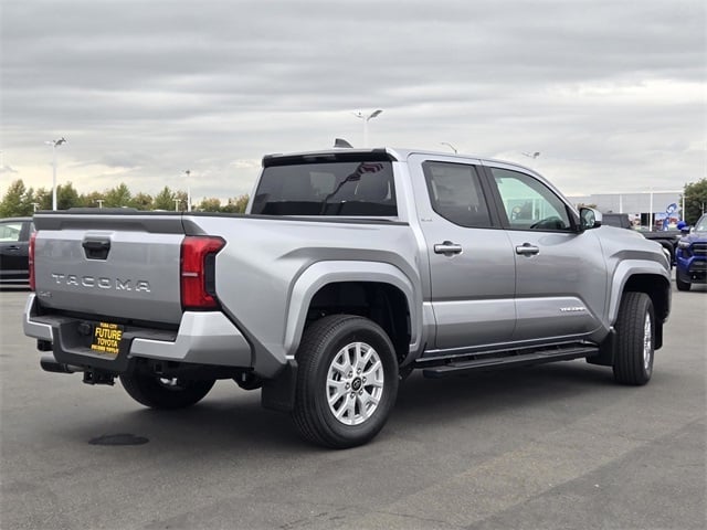 2025 Toyota Tacoma SR5 photo 4