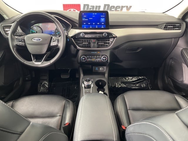 2021 Ford Escape Hybrid SEL photo 2