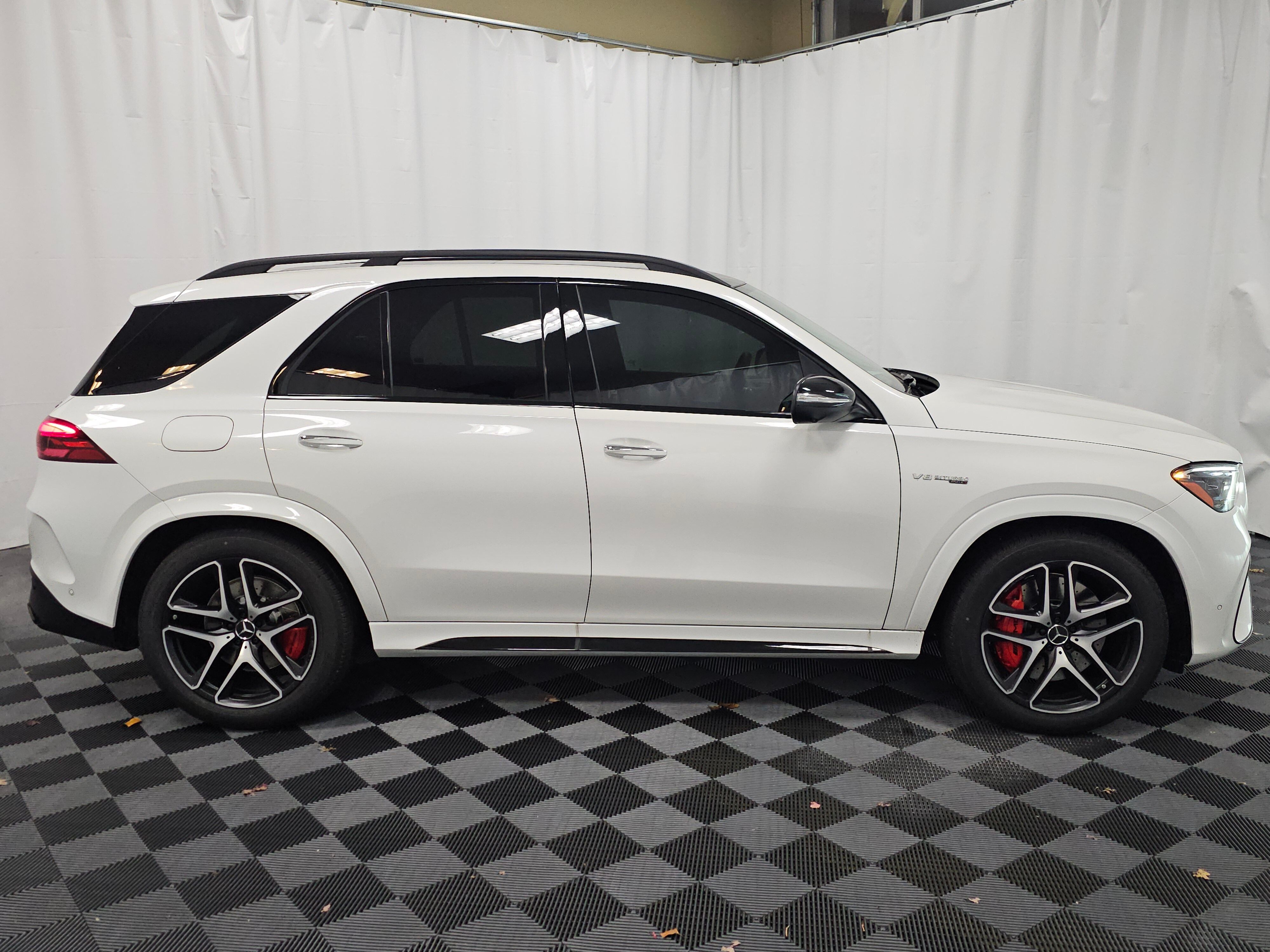 2025 Mercedes Benz GLE AMG 63 S photo 4