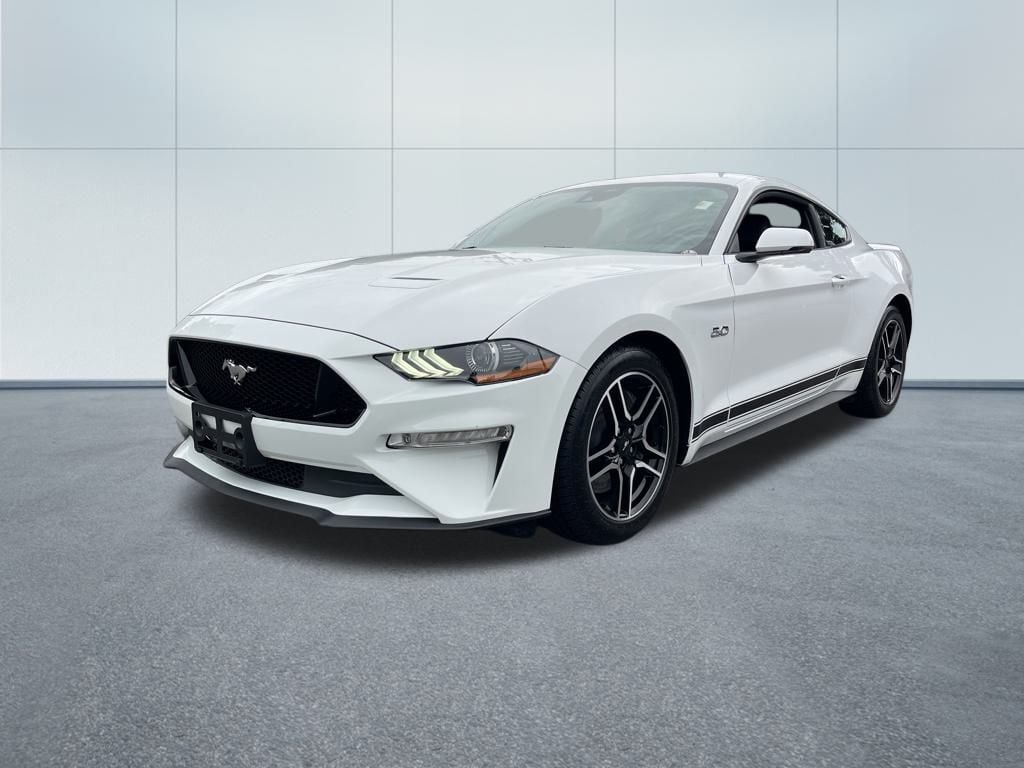 2022 Ford Mustang GT Premium photo 2
