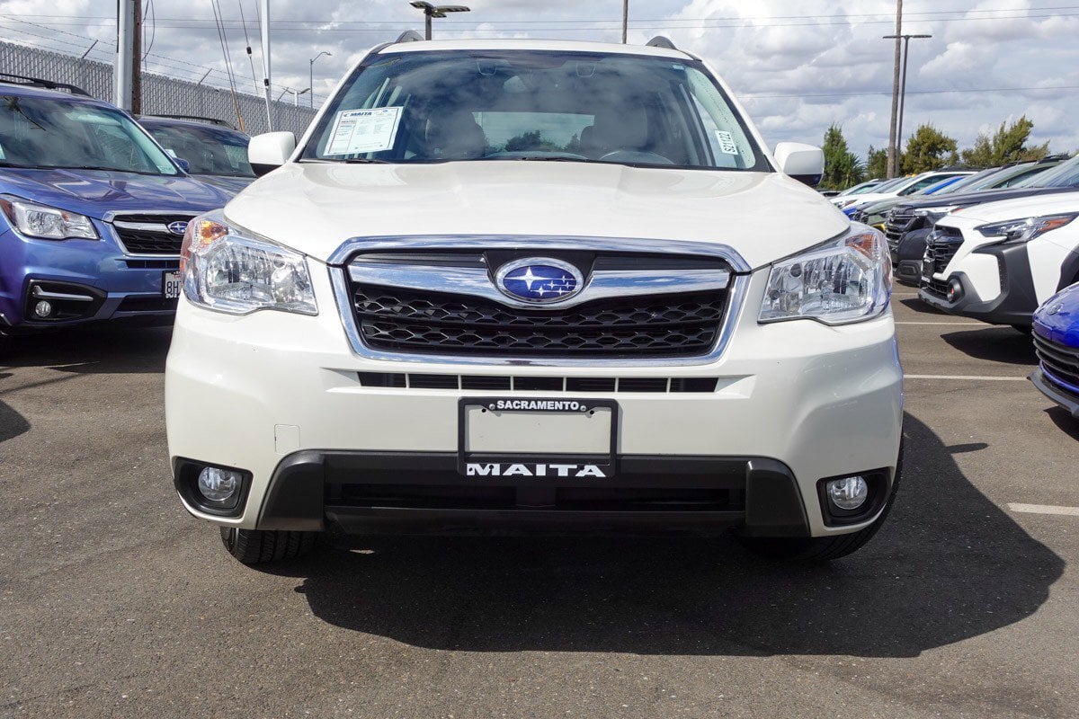 2015 Subaru Forester 2.5i Limited photo 2