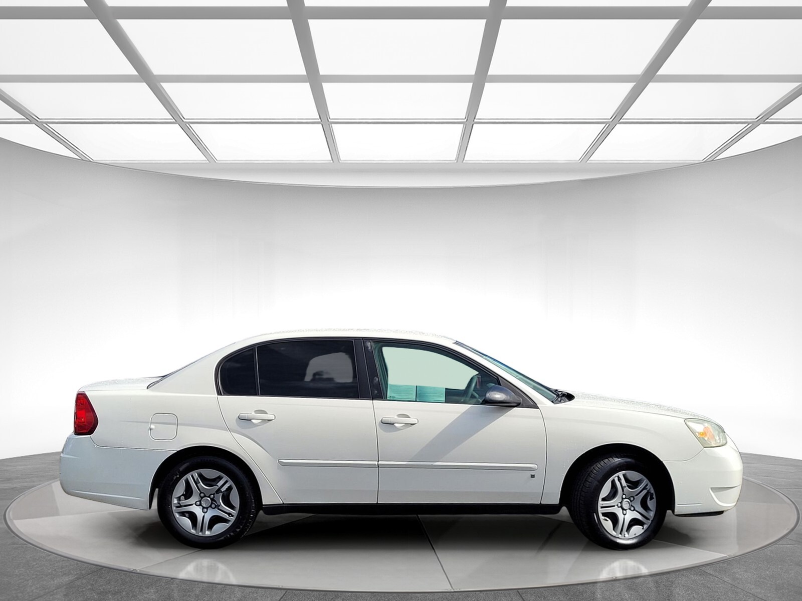 2007 Chevrolet Malibu Base LS photo 2