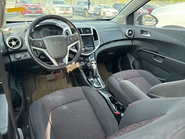 2020 Chevrolet Sonic LT photo 3