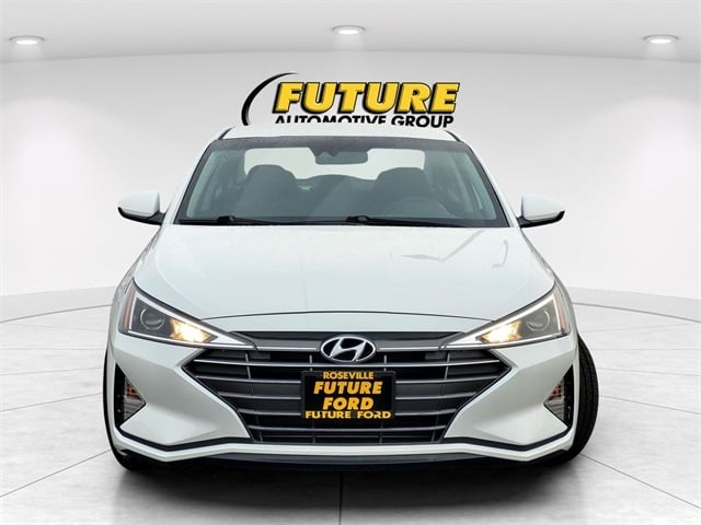 2020 Hyundai Elantra SE photo 2