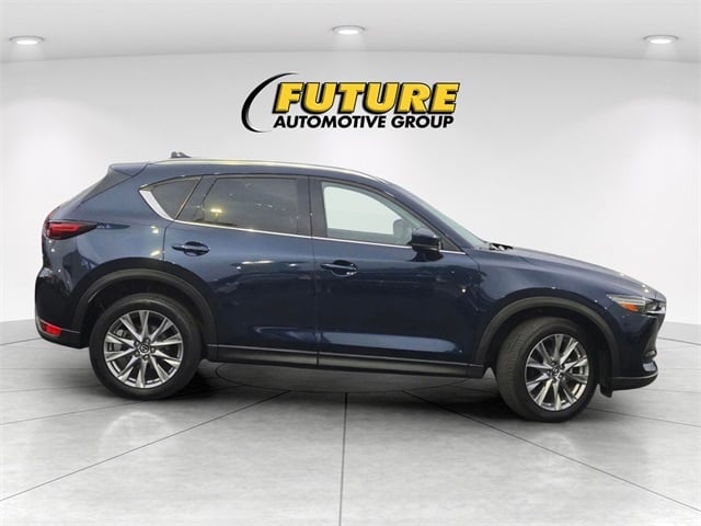 2019 Mazda CX-5 Grand Touring photo 2