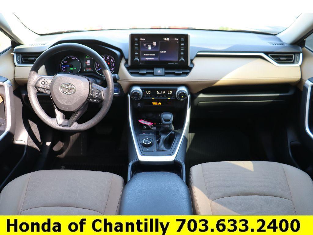 2020 Toyota RAV4 Hybrid XLE photo 2