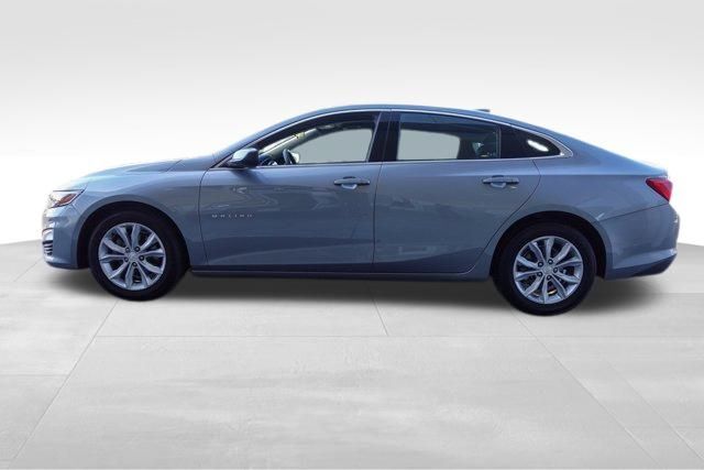 2023 Chevrolet Malibu 1LT photo 3