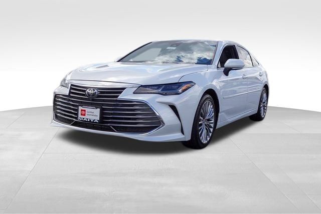 2019 Toyota Avalon Limited photo 4