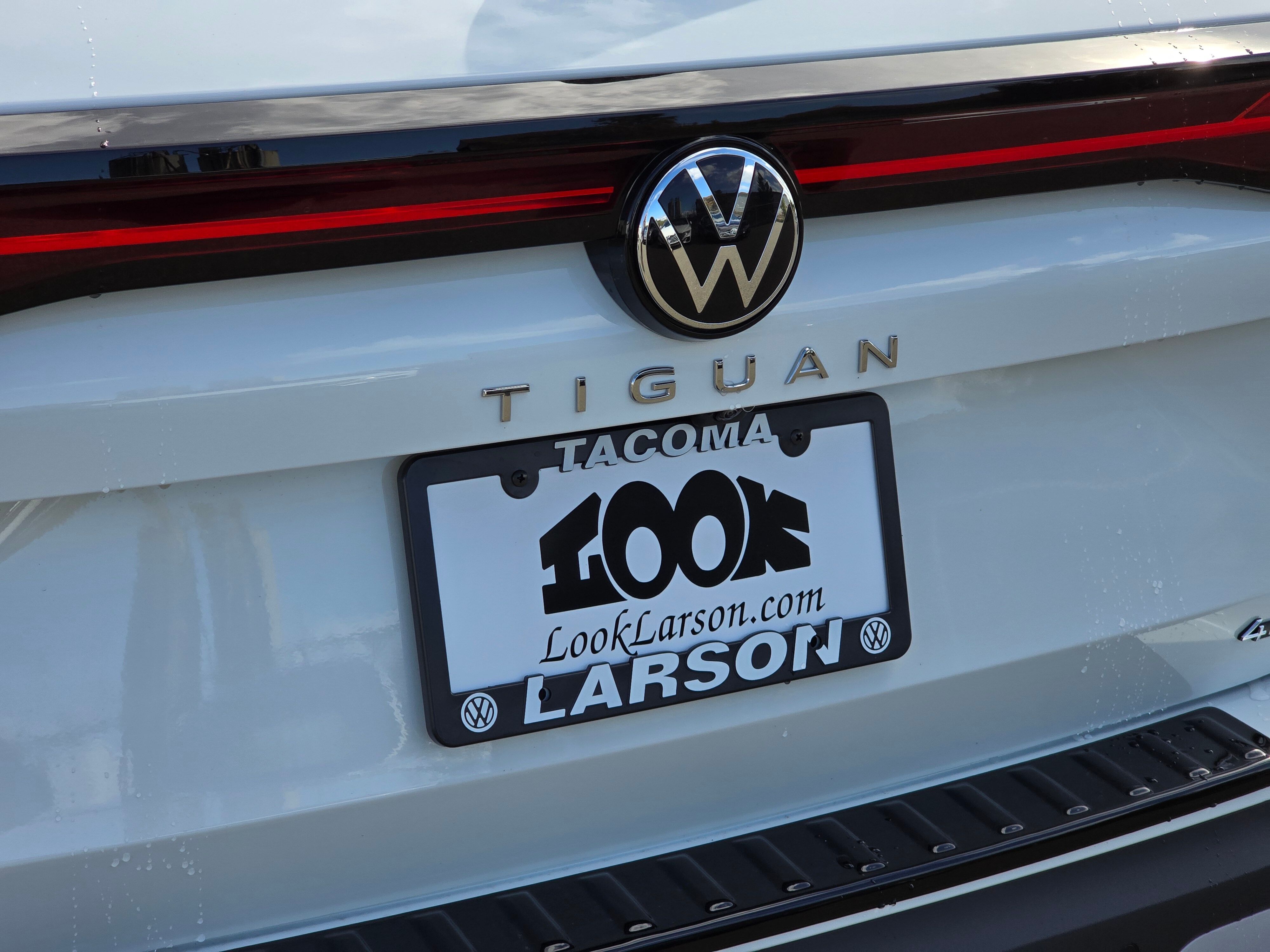 2025 Volkswagen Tiguan S photo 4