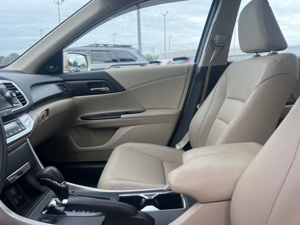 2014 Honda Accord EX-L photo 3
