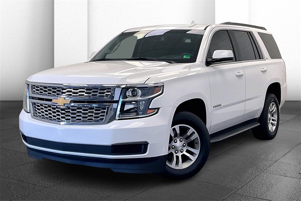 2020 Chevrolet Tahoe LT photo 3