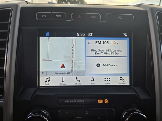 2019 Ford F-250 Lariat FX4 photo 3