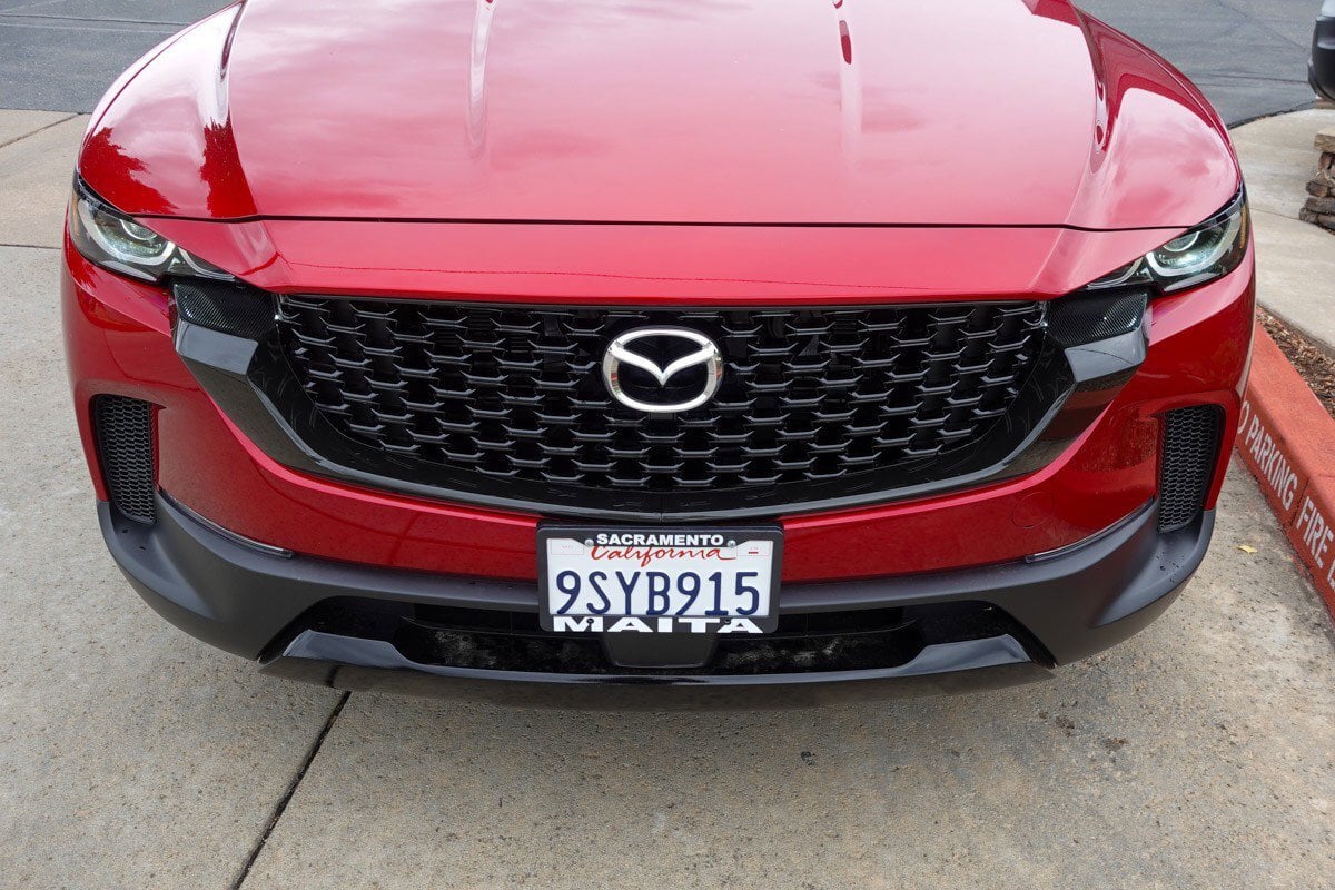 2025 Mazda CX-50 Premium photo 2