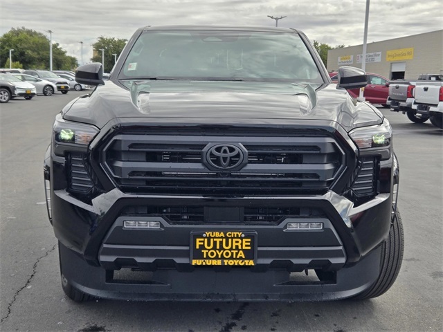 2025 Toyota Tacoma SR5 photo 2