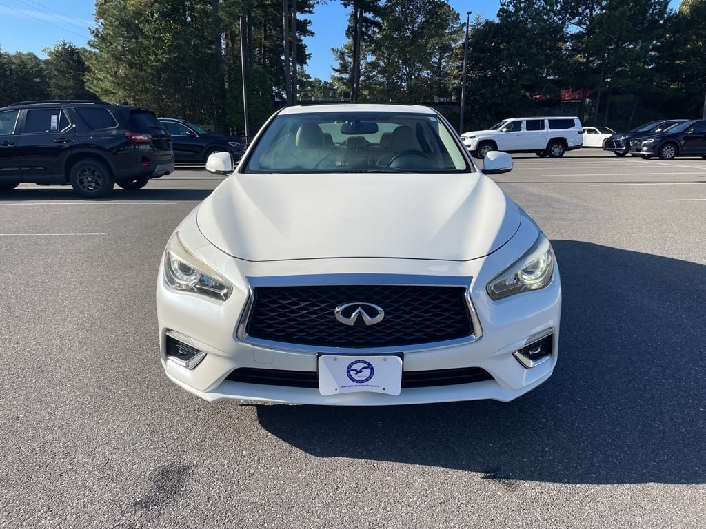 2018 Infiniti Q50 3.0t LUXE photo 3