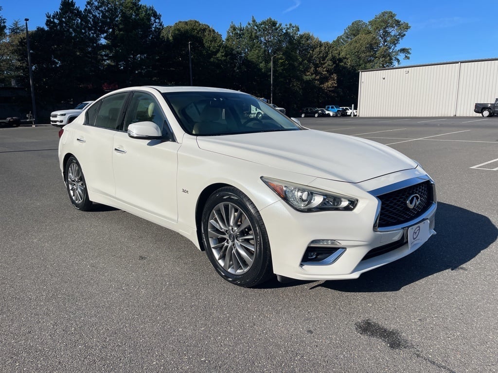2018 Infiniti Q50 3.0t LUXE photo 4