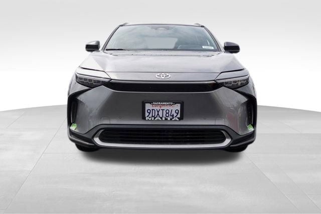 2023 Toyota bZ4X Limited photo 3