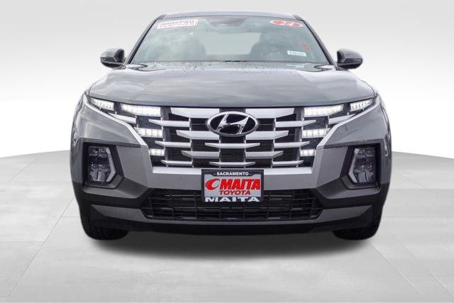 2024 Hyundai Santa Cruz SE photo 3