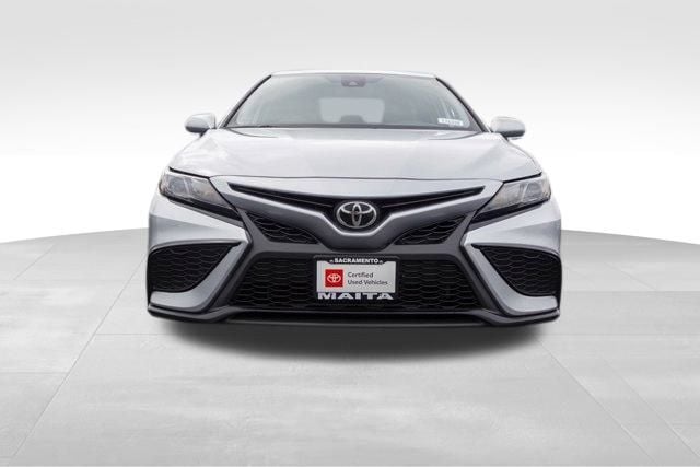 2022 Toyota Camry SE photo 5