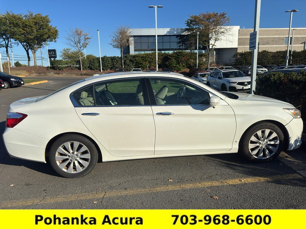 2014 Honda Accord Touring photo 3
