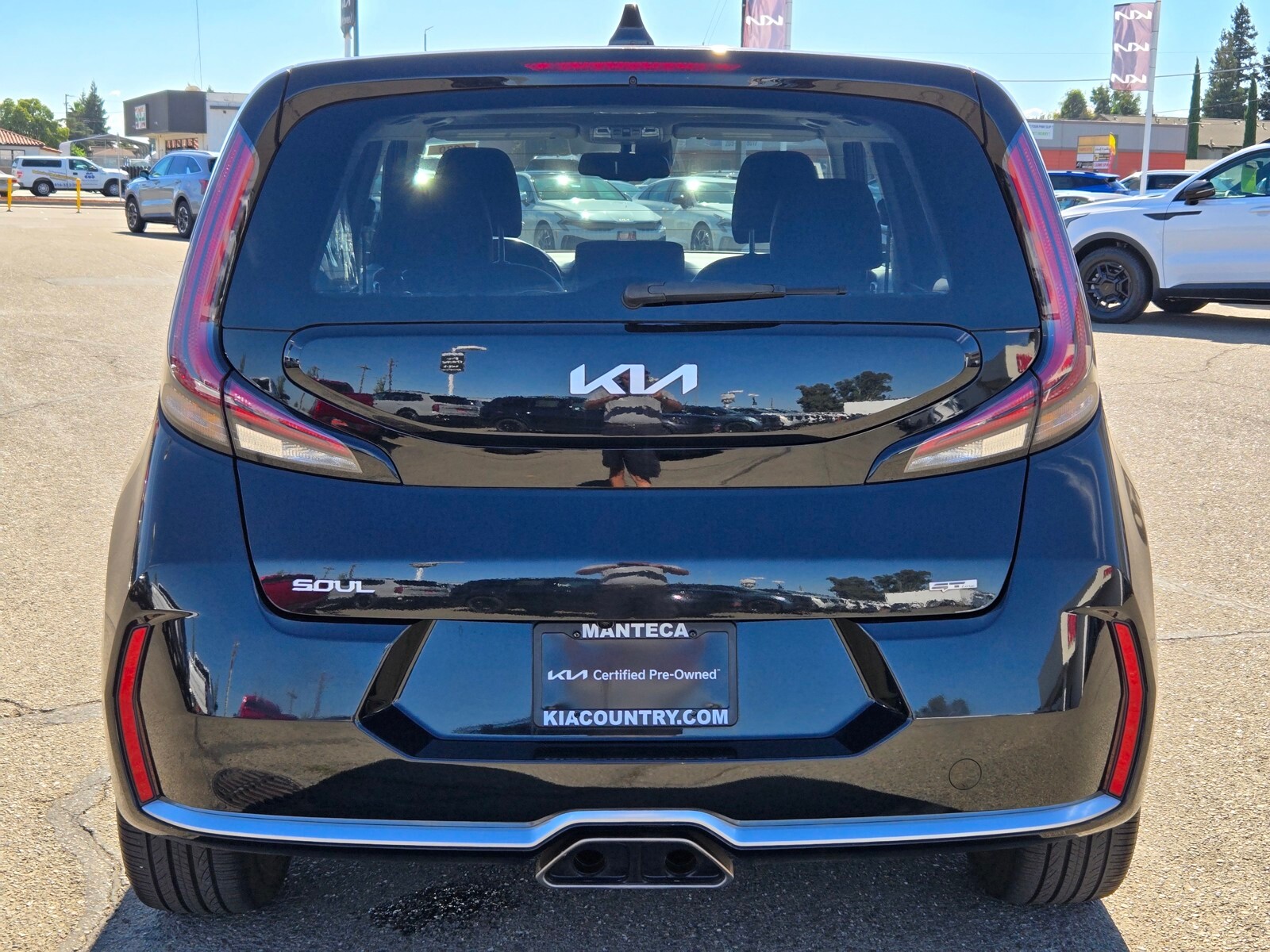 2023 Kia Soul GT-Line photo 3