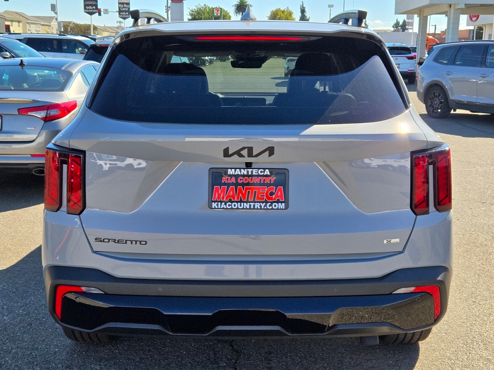2026 Kia Sorento X-Line EX photo 4