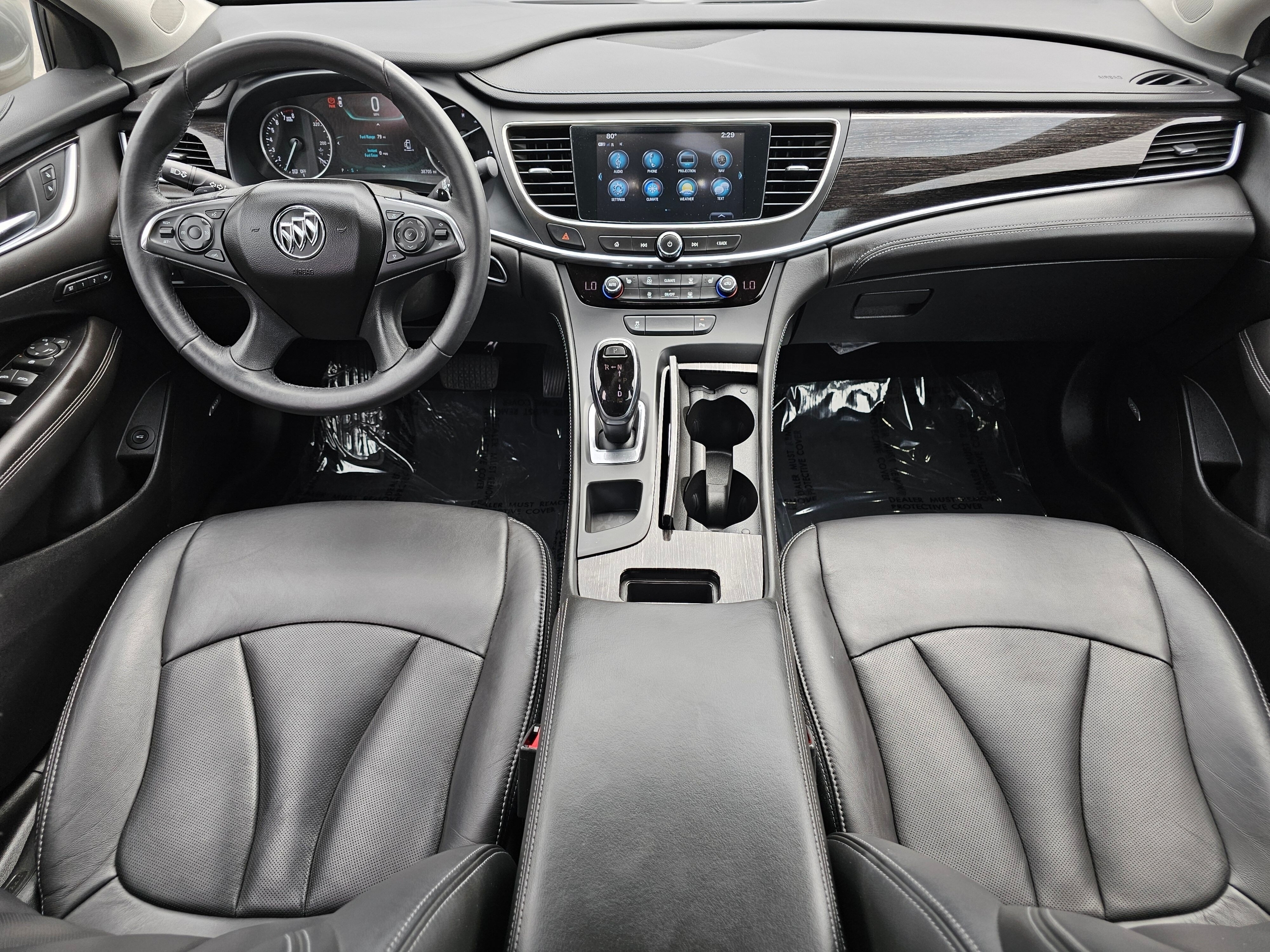 2018 Buick LaCrosse Essence photo 2