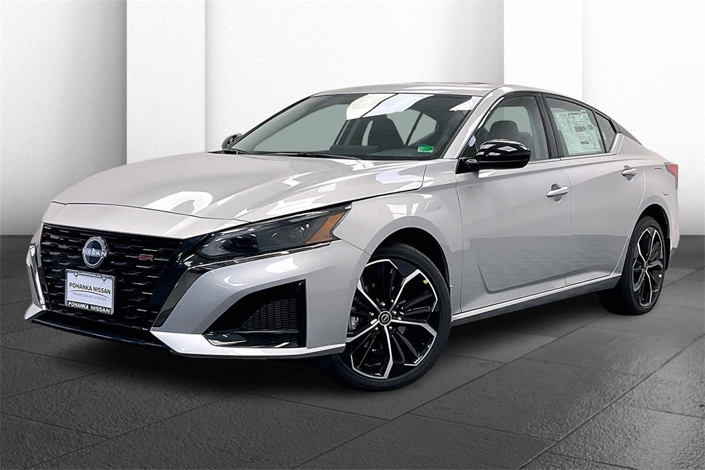 2025 Nissan Altima 2.5 SR photo 2