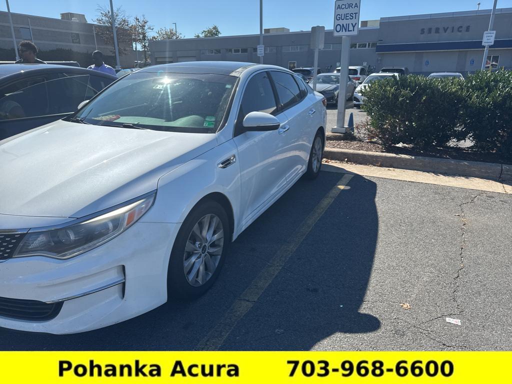 2016 Kia Optima EX photo 2