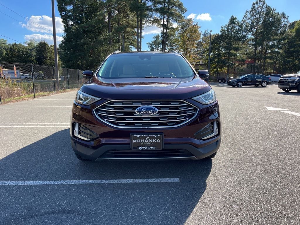 2020 Ford Edge SEL photo 2