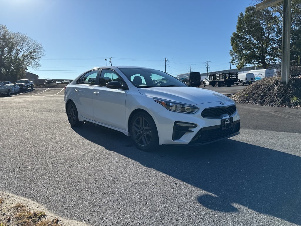 2021 Kia Forte GT-Line photo 3