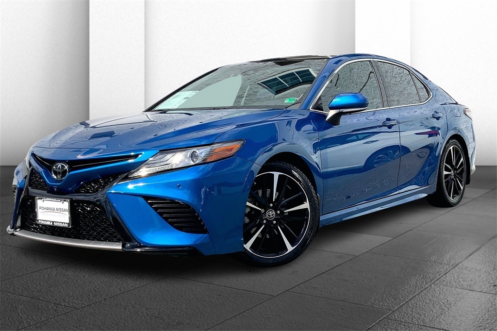 2018 Toyota Camry XSE V6 photo 3