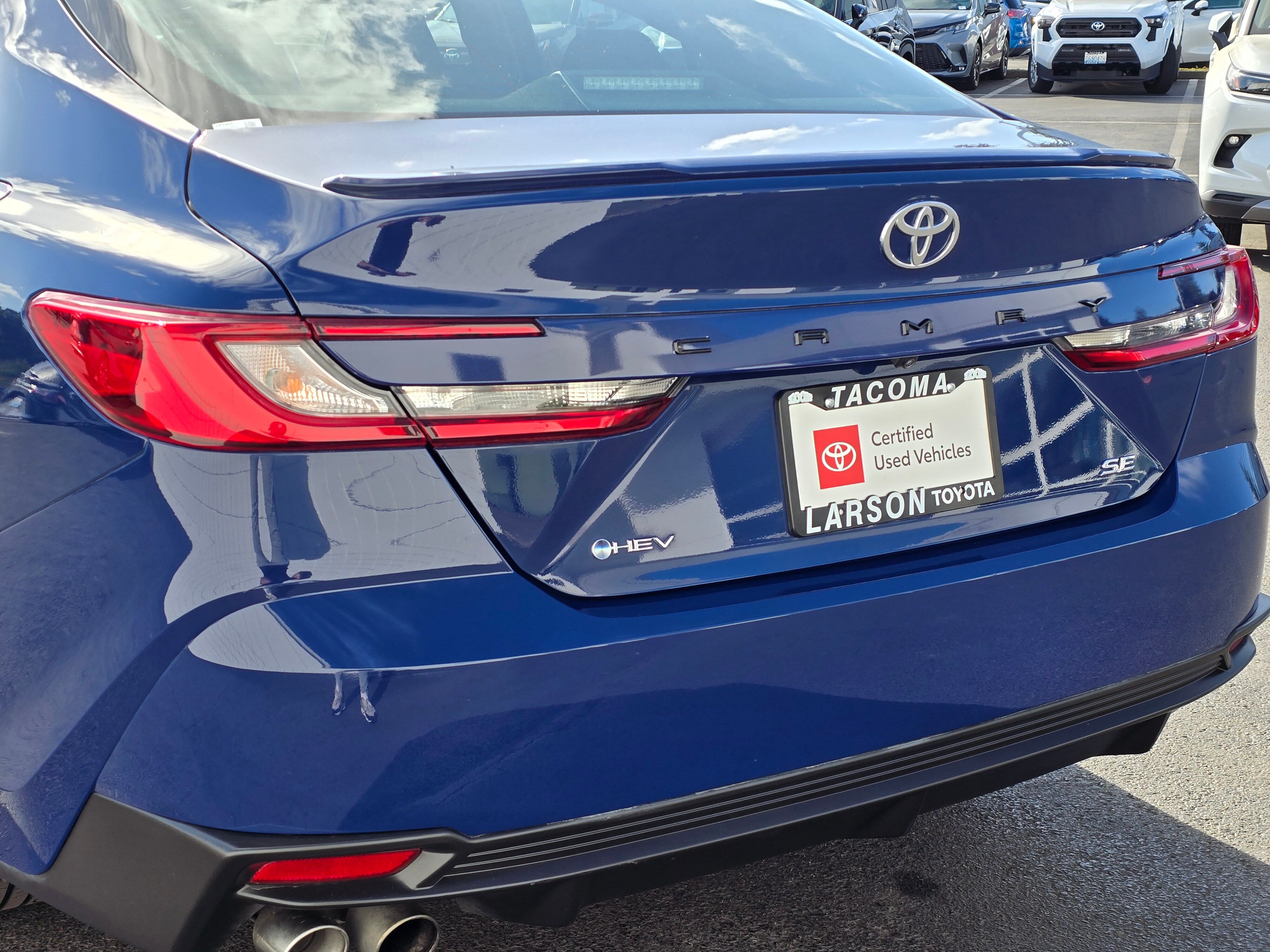 2025 Toyota Camry SE photo 2