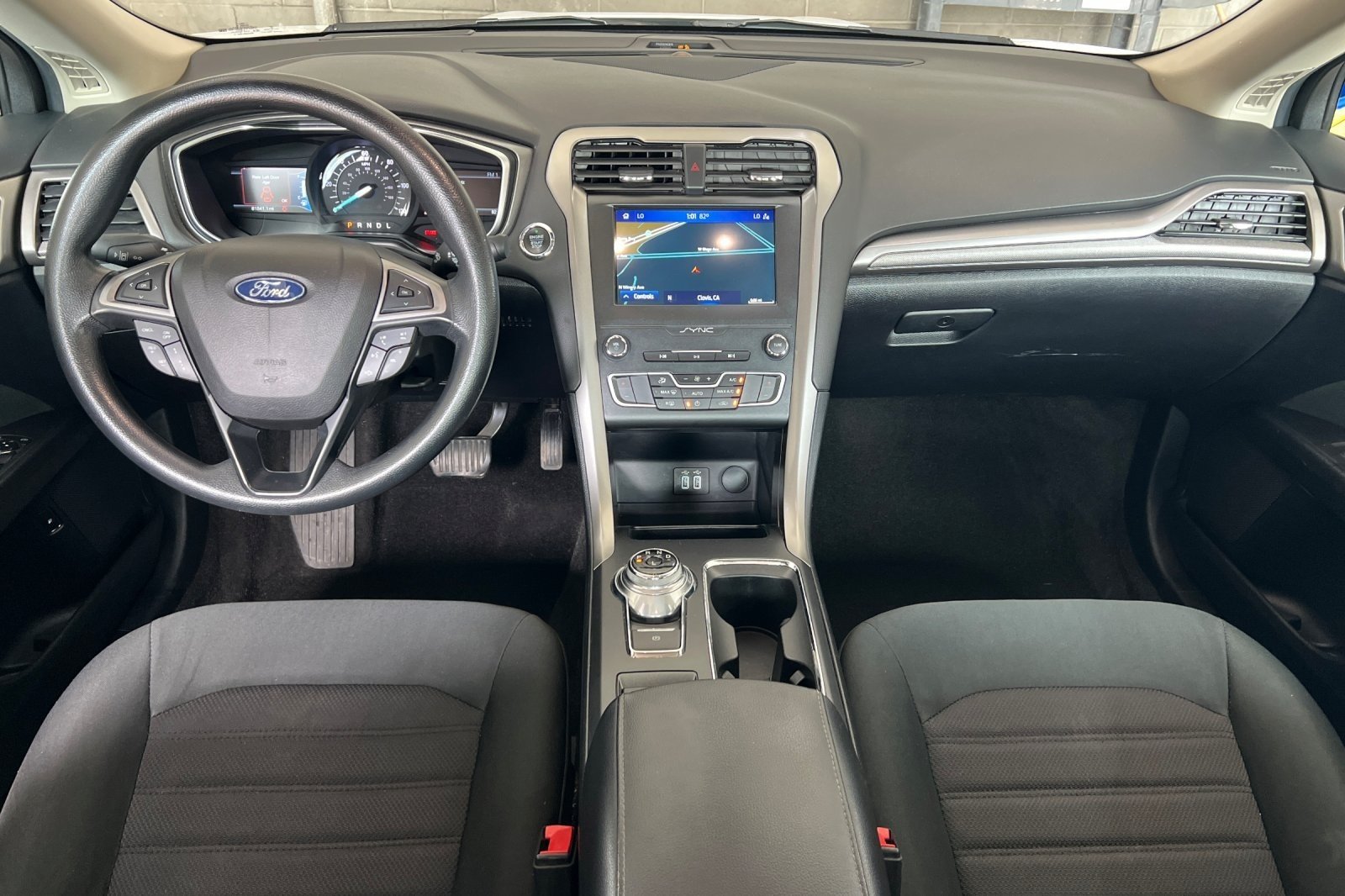 2020 Ford Fusion Hybrid SE photo 4