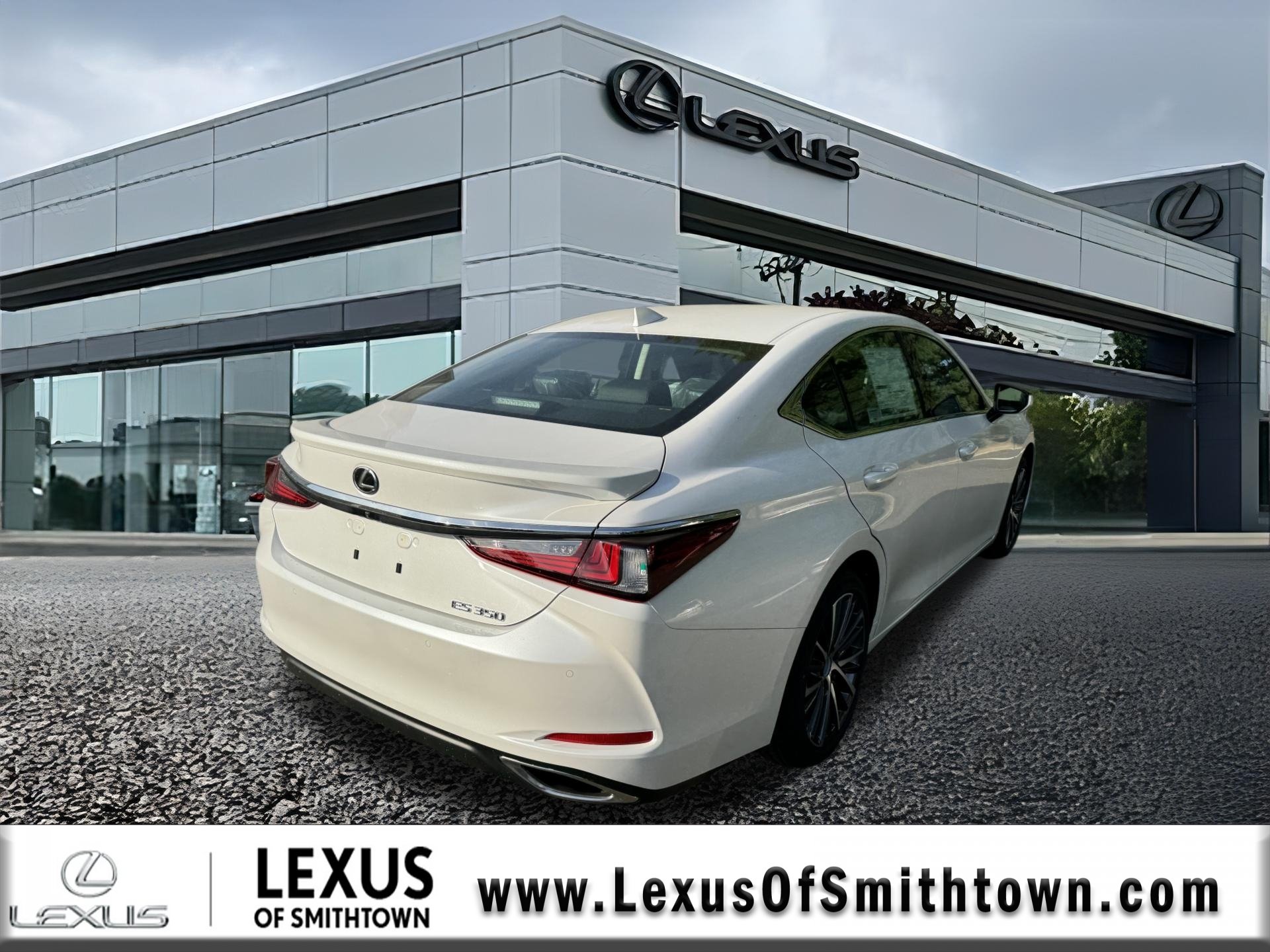 2025 Lexus ES 350 photo 3