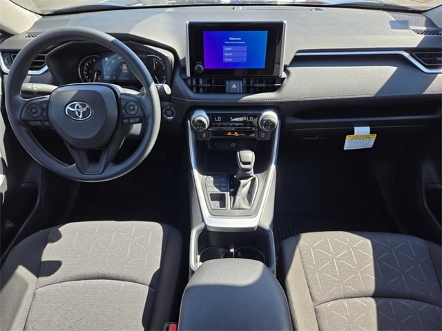 2025 Toyota RAV4 XLE photo 4