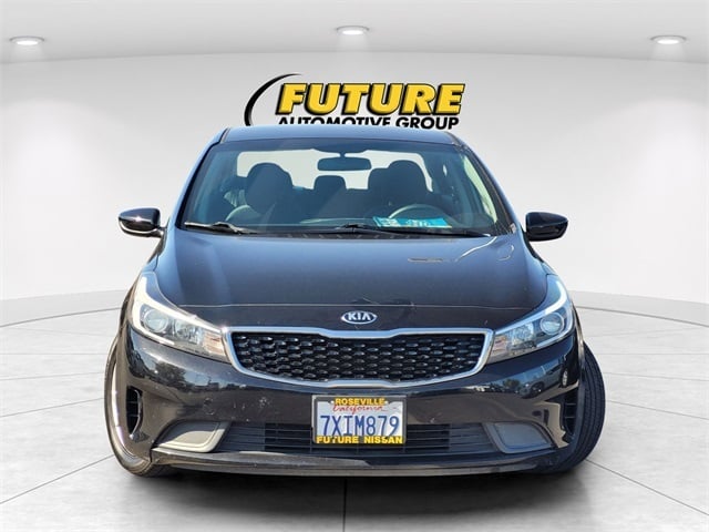 2017 Kia Forte LX photo 2