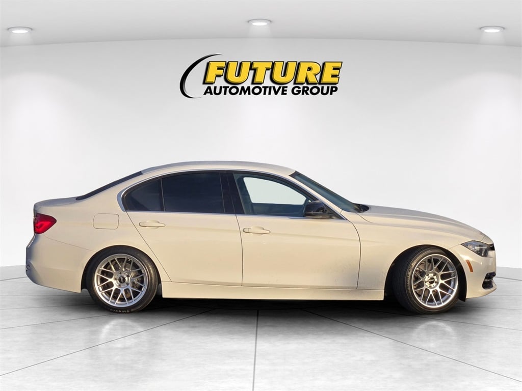 2017 Bmw 330i photo 3