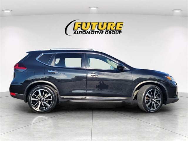 2019 Nissan Rogue SL photo 3