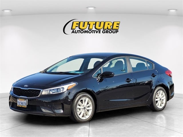 2017 Kia Forte LX photo 4