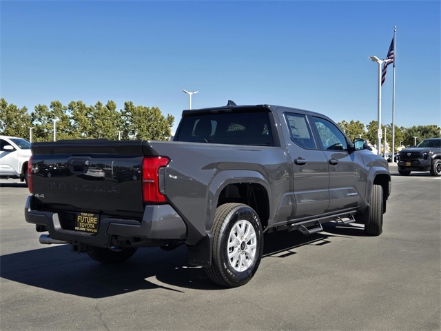 2025 Toyota Tacoma SR5 photo 4
