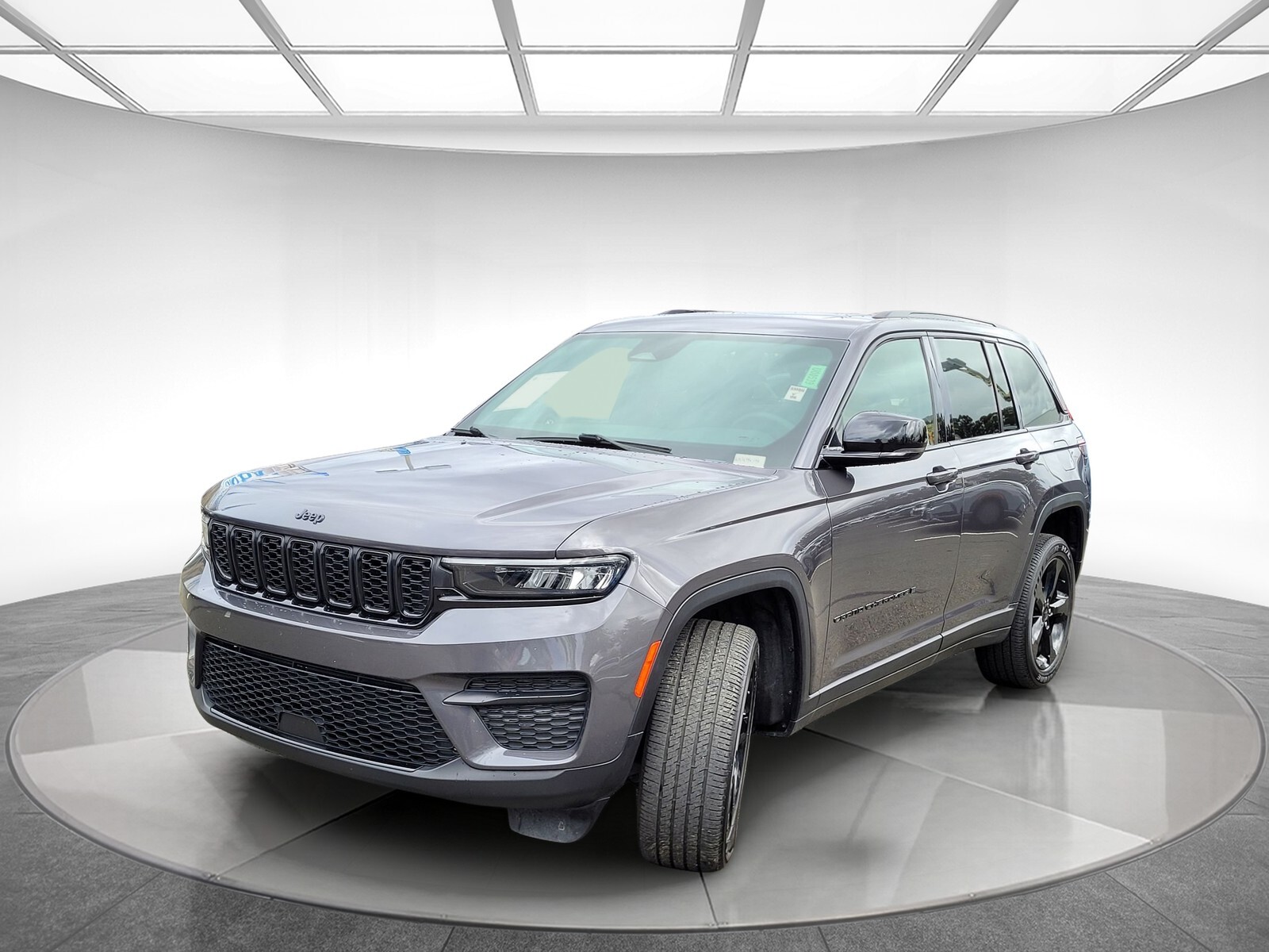 2023 Jeep Grand Cherokee Altitude X photo 3