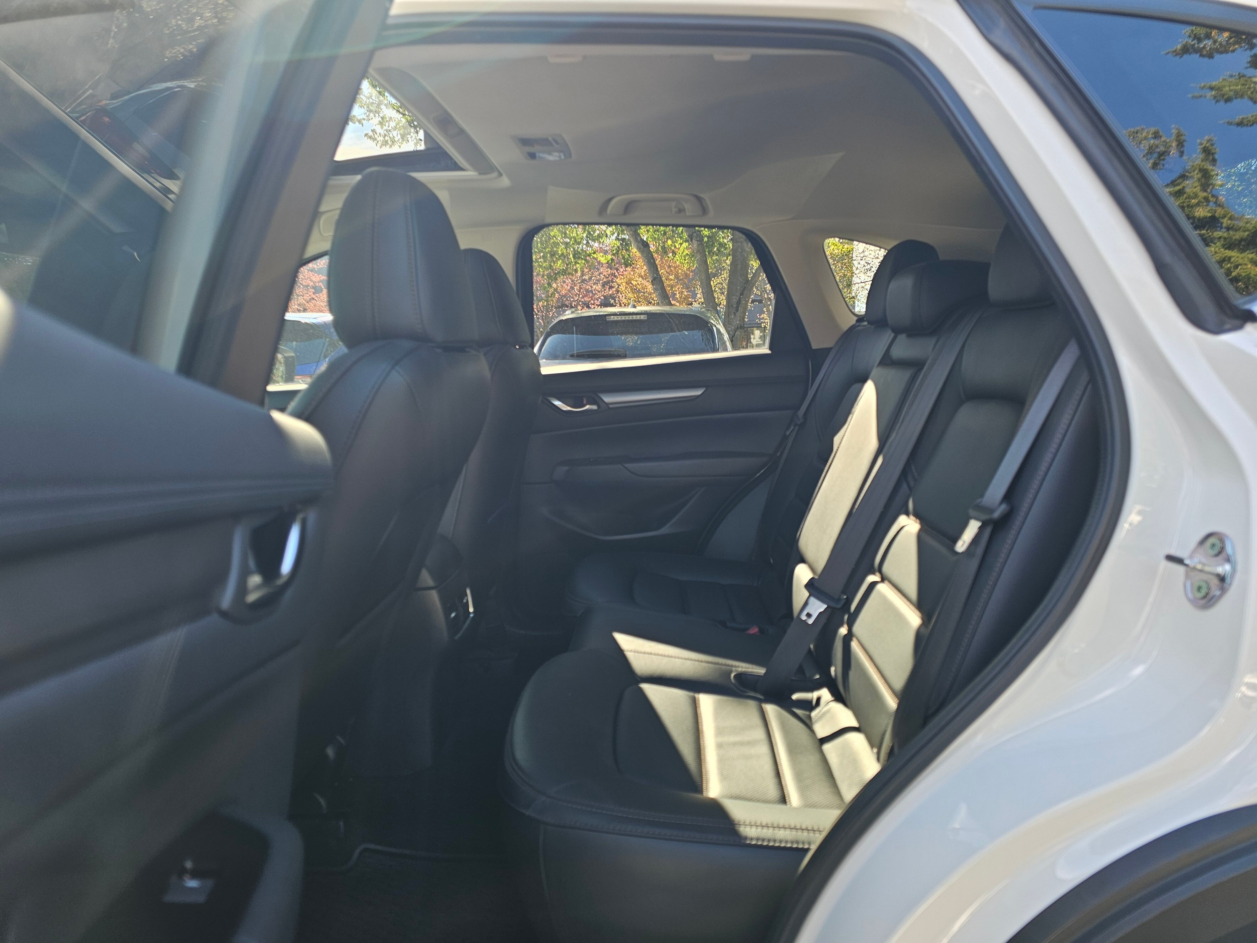 2023 Mazda CX-5 2.5 S Preferred photo 4