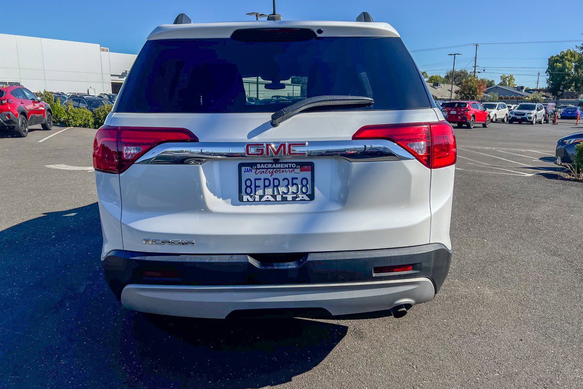 2019 Gmc Acadia SLE photo 4