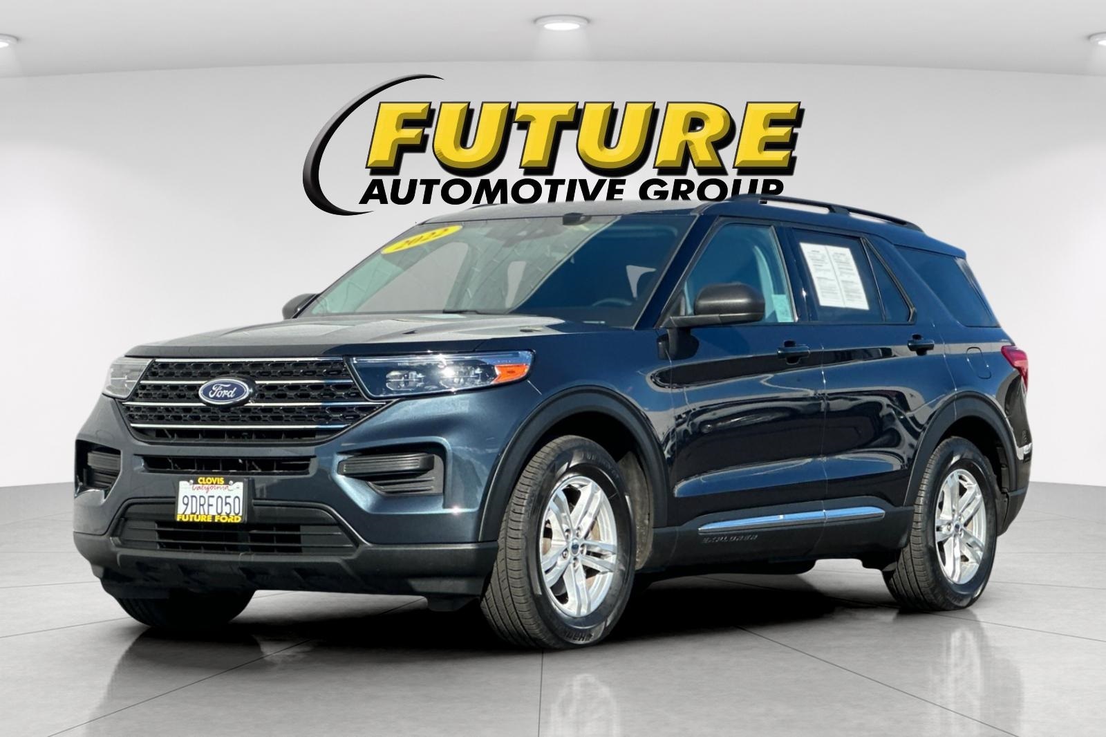 2022 Ford Explorer XLT photo 3