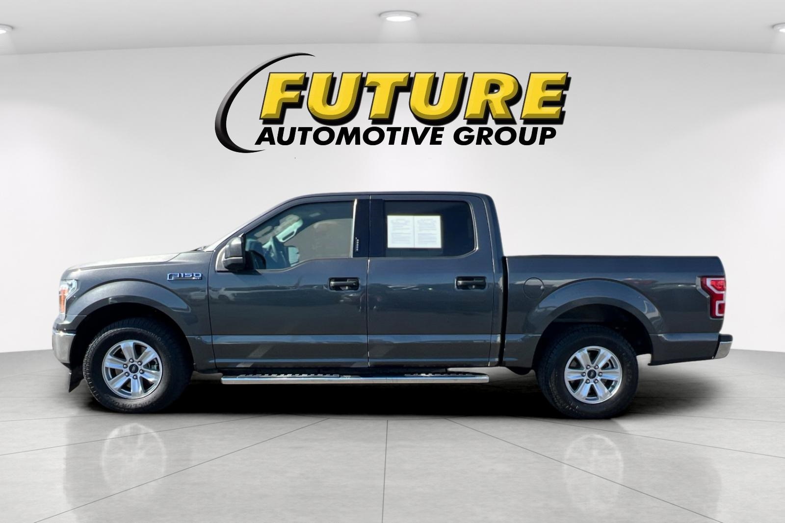 2019 Ford F-150 XLT photo 2