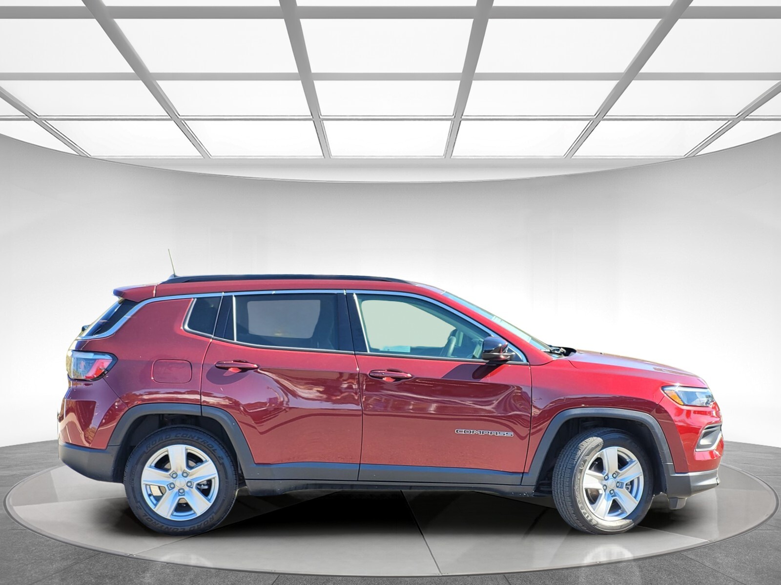 2022 Jeep Compass Latitude photo 2