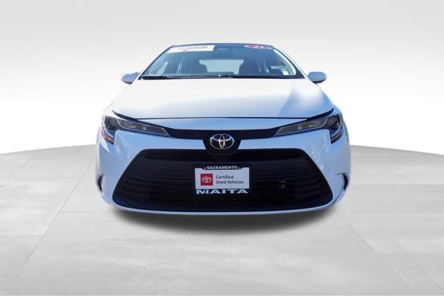 2023 Toyota Corolla LE photo 4