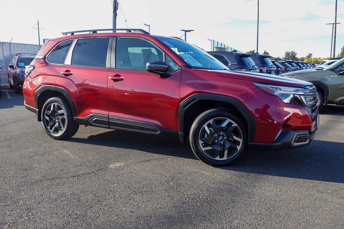 2025 Subaru Forester Limited photo 2
