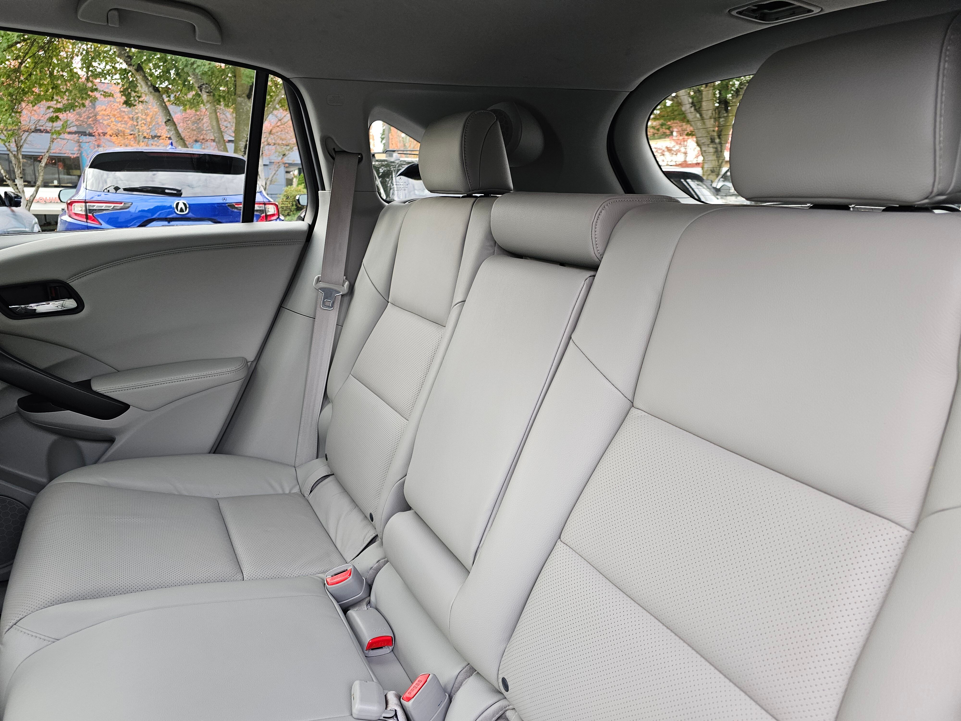 2018 Acura RDX Advance photo 3